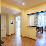 Joivy Charming Apartment With Garden In Castelletto