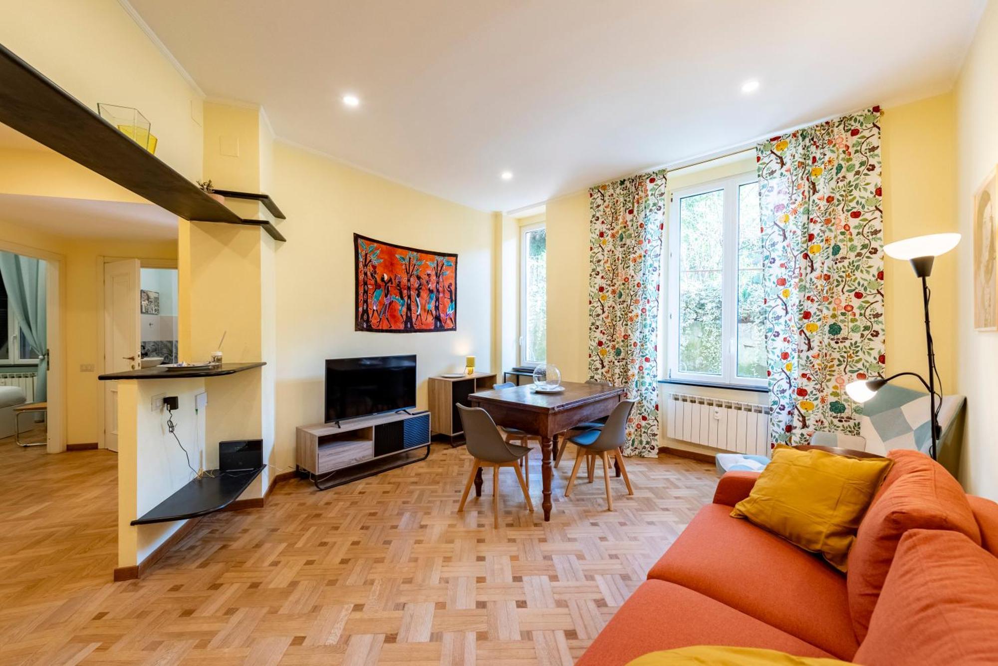 Joivy Charming With Garden In Castelletto *