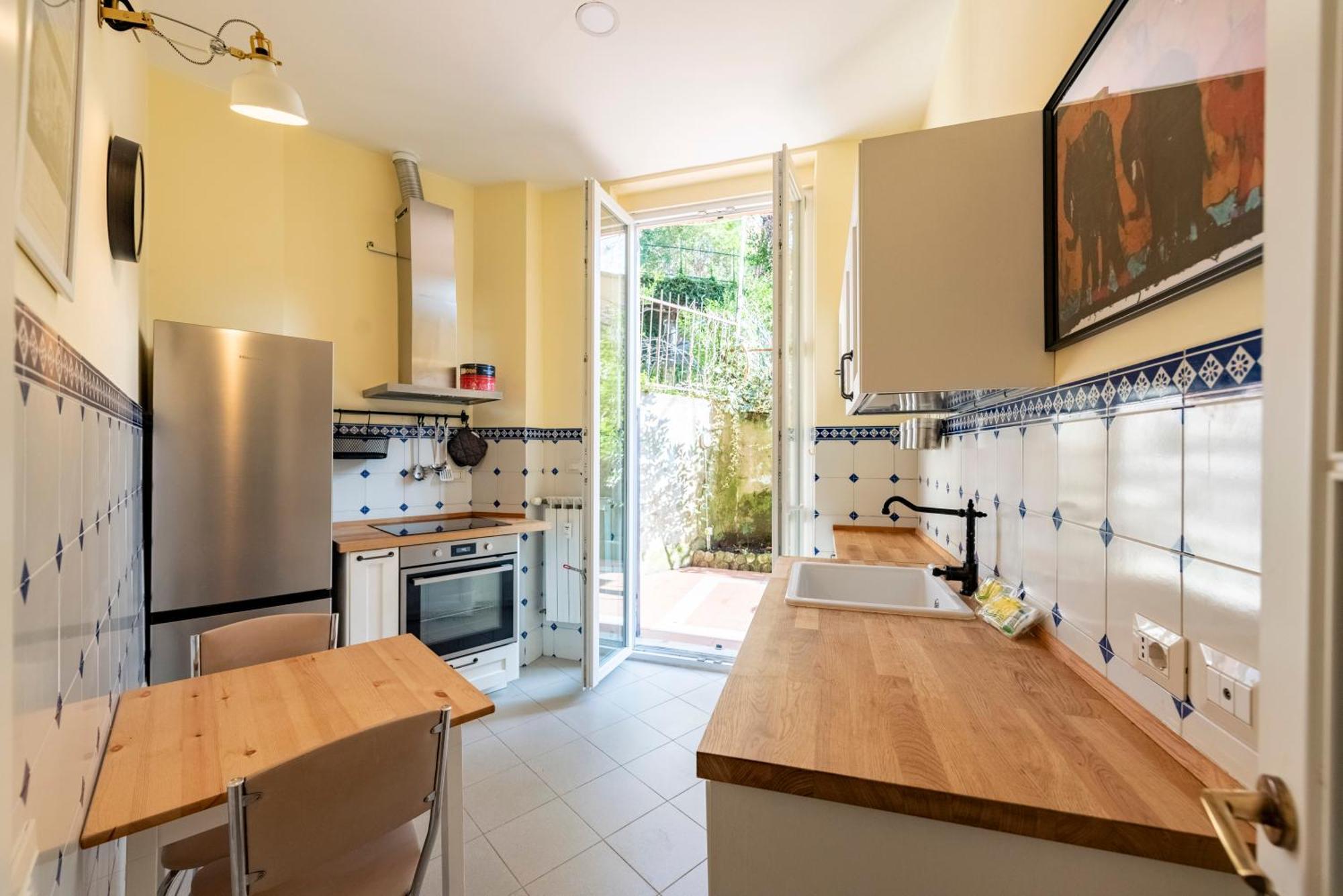 Joivy Charming With Garden In Castelletto *